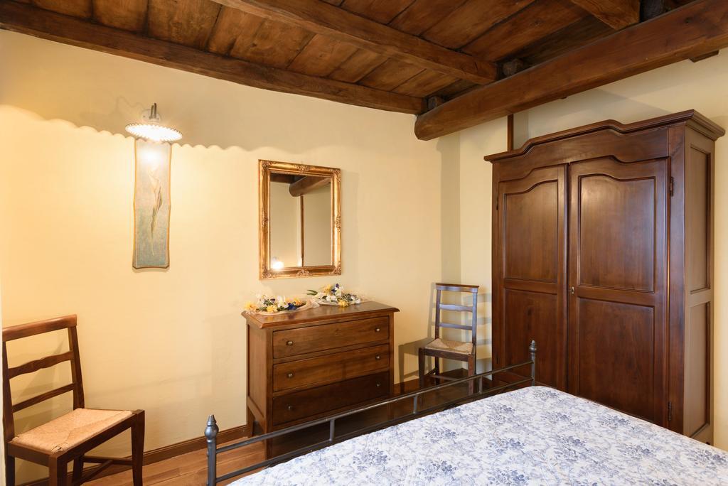 Il Borgo Dei Corsi - Charming Holiday Apartments Ortignano Raggiolo Exterior photo