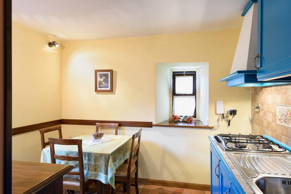 Il Borgo Dei Corsi - Charming Holiday Apartments Ortignano Raggiolo Exterior photo